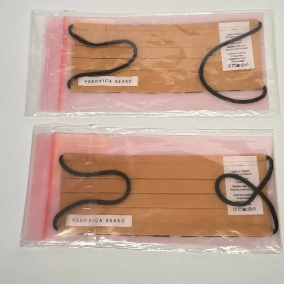 Set of 2 NWT VERONICA BEARD Reusable Cotton Leopard Print Face Masks Coverings - Picture 7 of 10